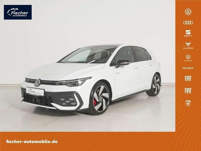 Weiss Gebraucht 2024 VW Golf VIII Style Limousine | 34.940 € (Guter Preis) - Bild 1/4