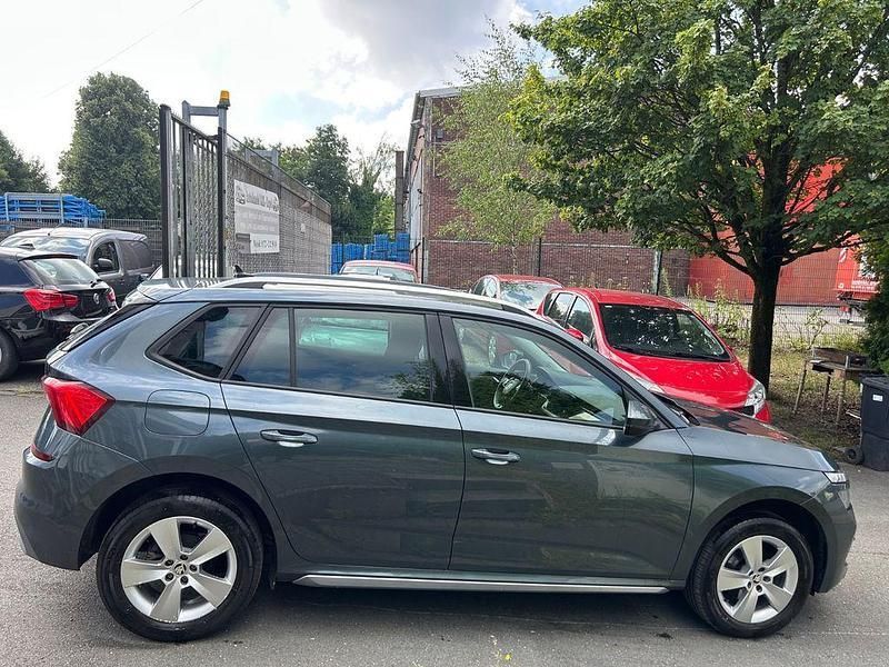 Grau Gebraucht 2022 Skoda Kamiq Style SUV | 15.990 € (Superpreis) - Bild 1/4