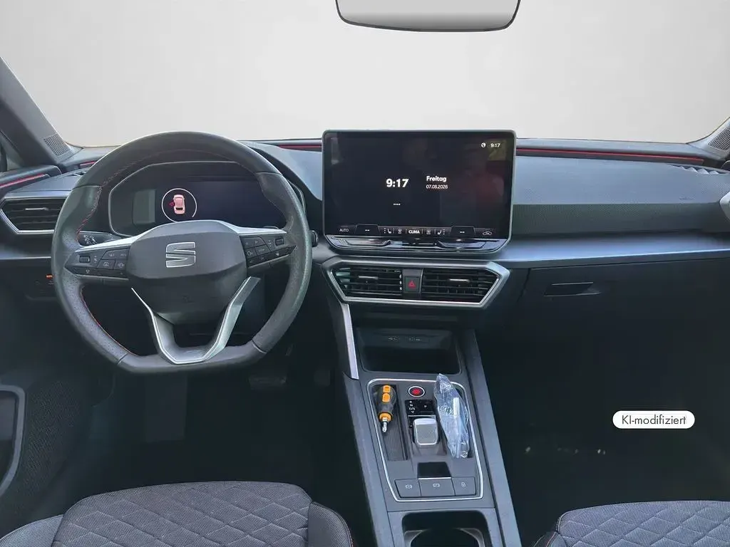 Gebraucht Seat Leon FR 150 PS (110 kW) 2025 Glacial weiß metallic (metallic) Limousine