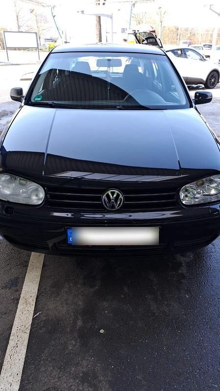 Gebraucht VW Golf IV 75 PS (55 kW) 2002 Schwarz Kleinwagen