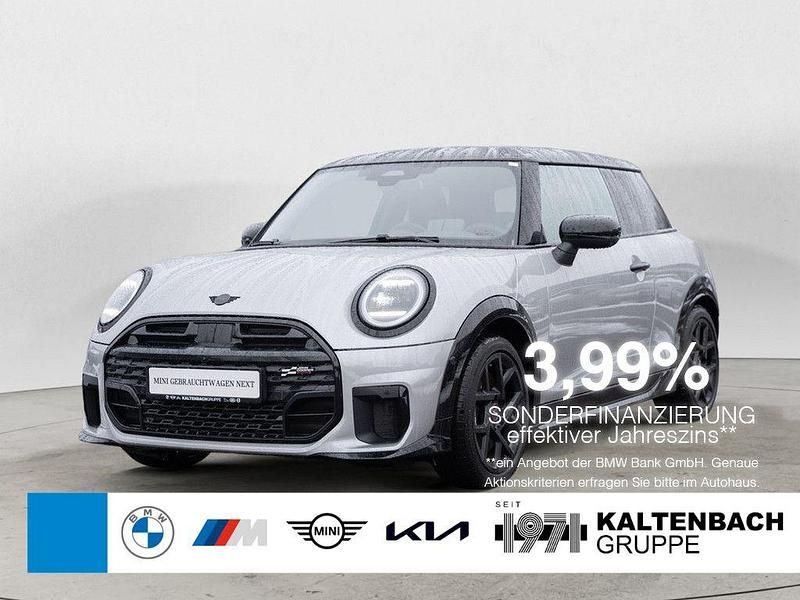 Silber Gebraucht 2024 Mini John Cooper Works Kleinwagen | 35.590 € (Etwas zu teuer) - Bild 1/3