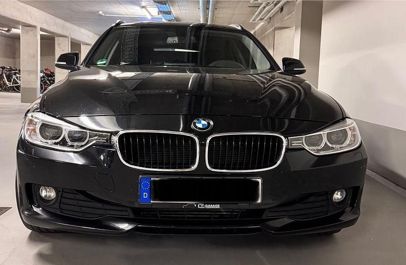 Schwarz Gebraucht 2013 BMW 316 Performance Kombi | 8.400 € (Fairer Preis) - Bild 1/4