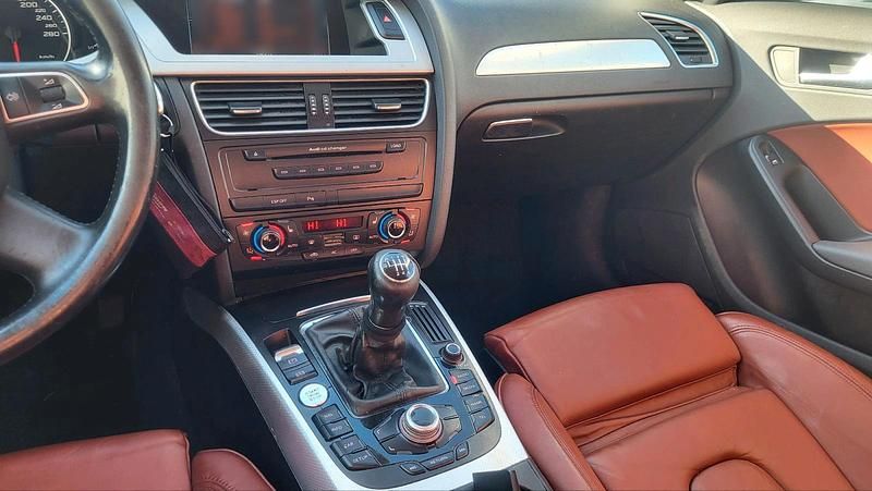 Gebraucht Audi A4 143 PS (105 kW) 2009 Violet Kombi