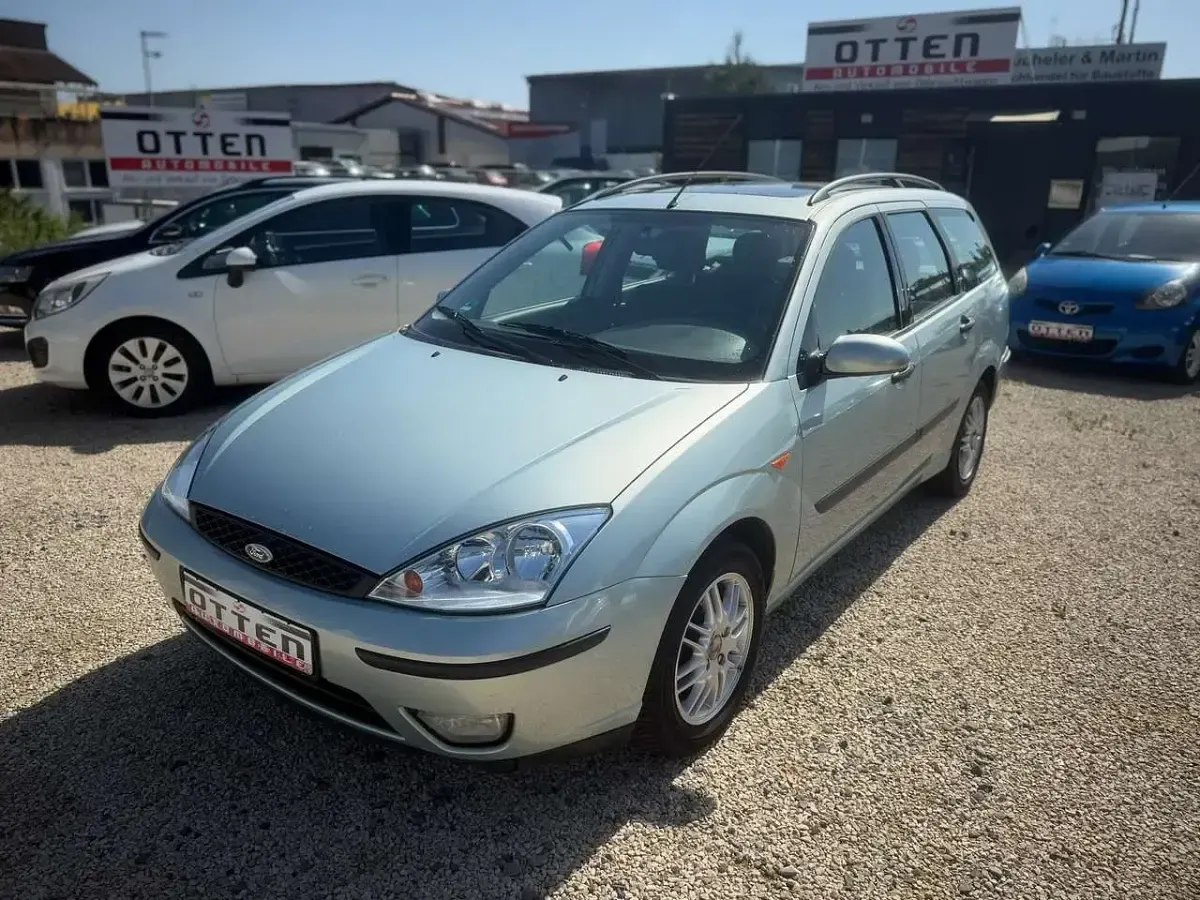Gebraucht Ford Focus Trend 116 PS (85 kW) 2004 Grün Kombi