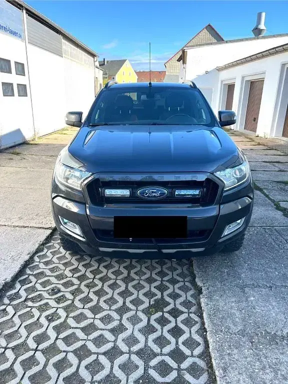 Gebraucht Ford Ranger Wildtrack 200 PS (147 kW) 2017 Grau Pickup
