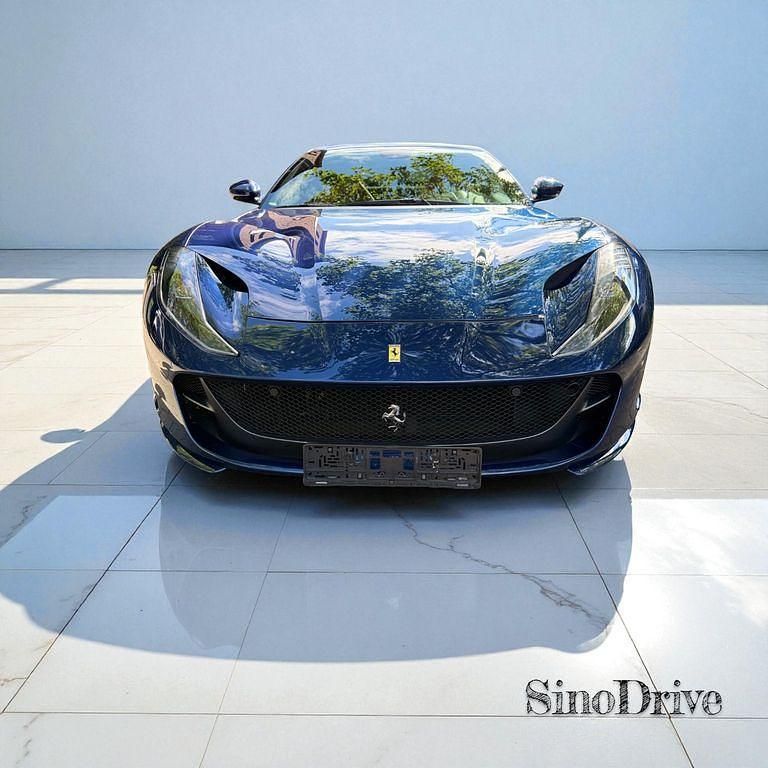 Blau Gebraucht 2020 Ferrari 812 | 259.900 € - Bild 1/4
