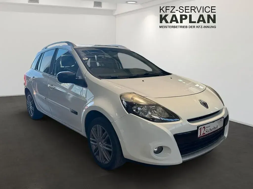 Gebraucht Renault Clio II Night&Day 101 PS (74 kW) 2011 Weiß Limousine