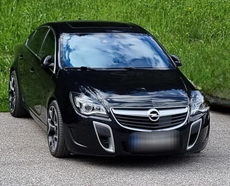 Schwarz Gebraucht 2015 Opel Insignia OPC Limousine | 13.000 € (Guter Preis) - Bild 1/4