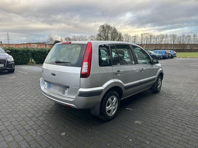 Gebraucht Ford Fusion 80 PS (58 kW) 2010 Silber Kleinwagen