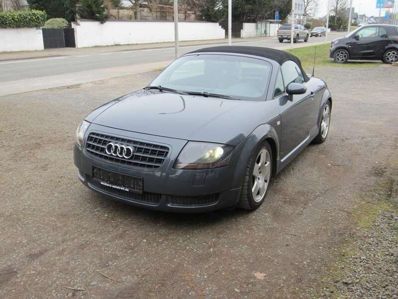 Dolomitgrau perleffekt Gebraucht 2004 Audi TT Roadster Sport Cabrio | 9.990 € (Etwas zu teuer) - Bild 1/4
