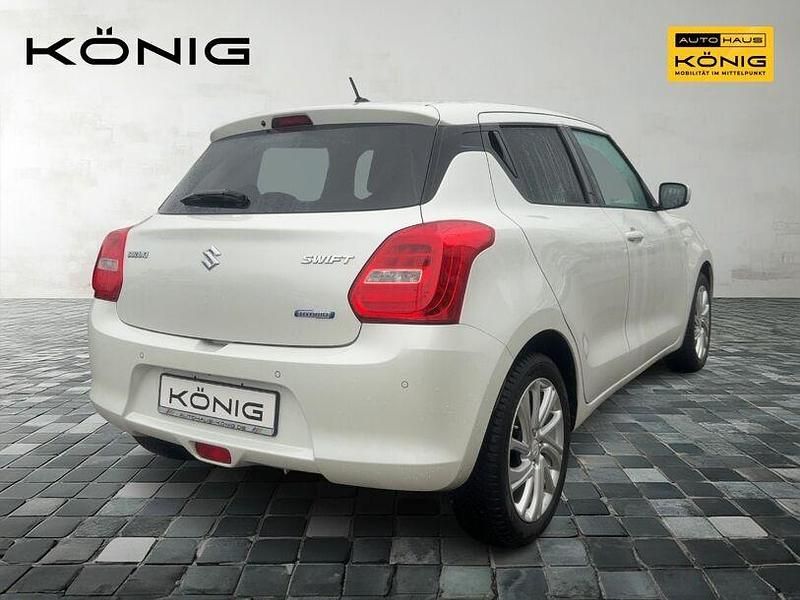 Gebraucht Suzuki Swift 83 PS (61 kW) 2023 Weiss Kleinwagen