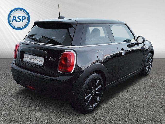 Usata Mini ONE 102 CV (75 kW) 2017 Nero Utilitaria