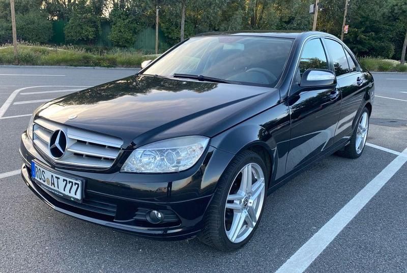 Schwarz Gebraucht 2008 Mercedes C180 Classic Limousine | 7.249 € (Fairer Preis) - Bild 1/4