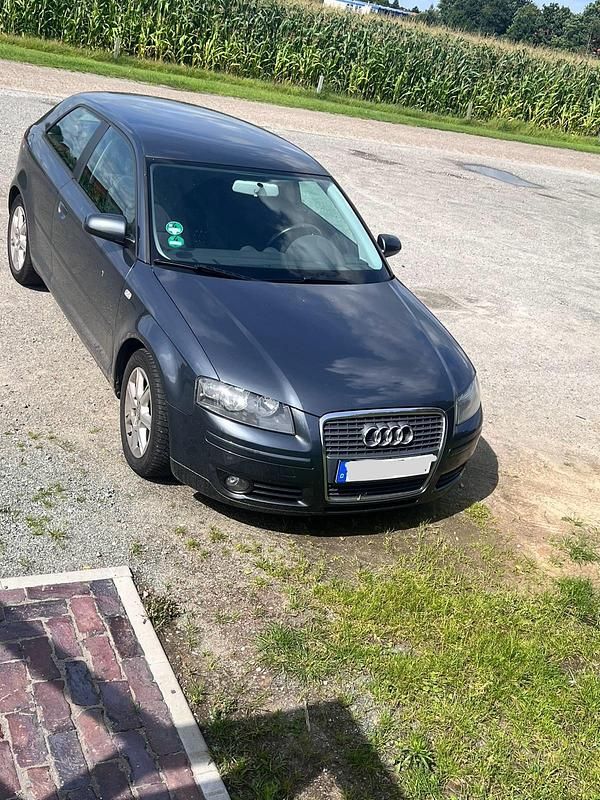 Grau Gebraucht 2007 Audi A3 Kleinwagen | 3.100 € (Fairer Preis) - Bild 1/4