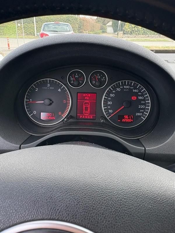 Gebraucht Audi A3 140 PS (102 kW) 2004 Schwarz Kleinwagen