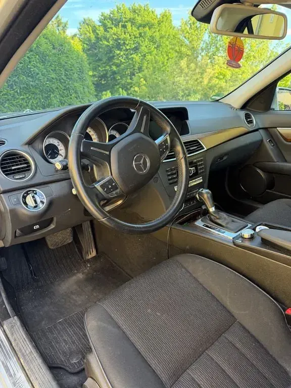 Gebraucht Mercedes C220 170 PS (125 kW) 2013 Schwarz Limousine