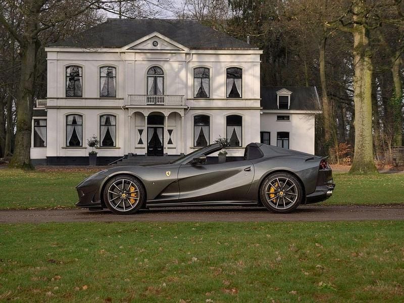 Gebraucht Ferrari 812 799 PS (587 kW) 2021 Grau Cabrio