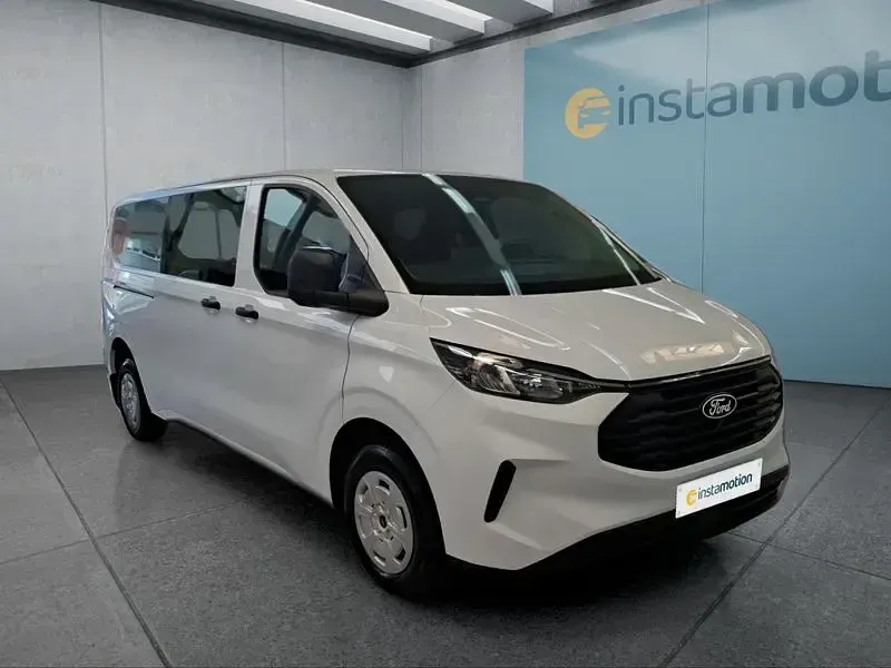 Gebraucht Ford Transit Custom 136 PS (100 kW) 2025 Weiß Van / Kleinbus
