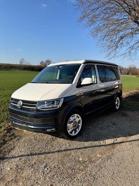 Gebraucht VW California Beach 180 PS (132 kW) 2018 Blau Van