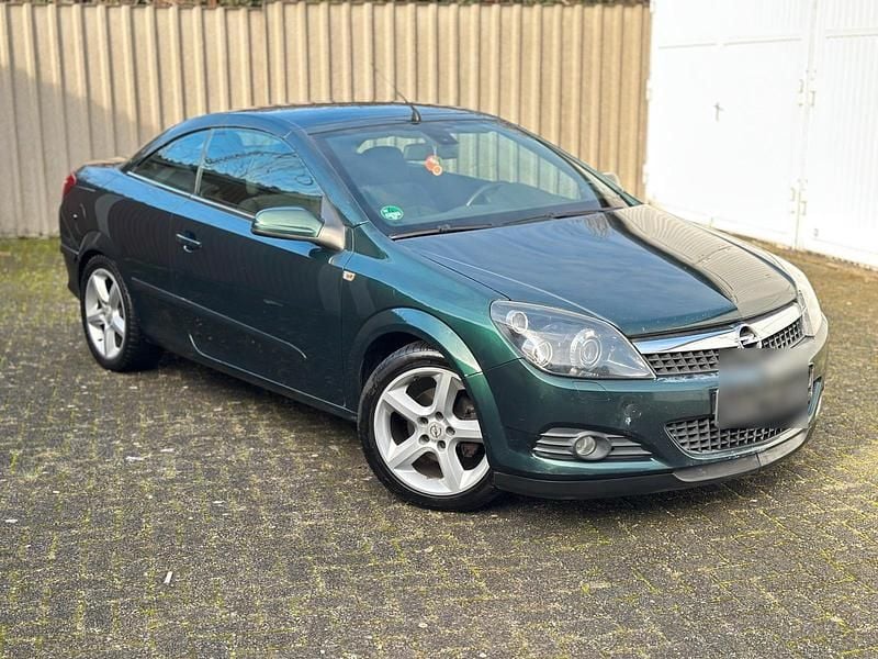 Gebraucht Opel Astra Cabriolet 140 PS (102 kW) 2008 Grün Cabrio