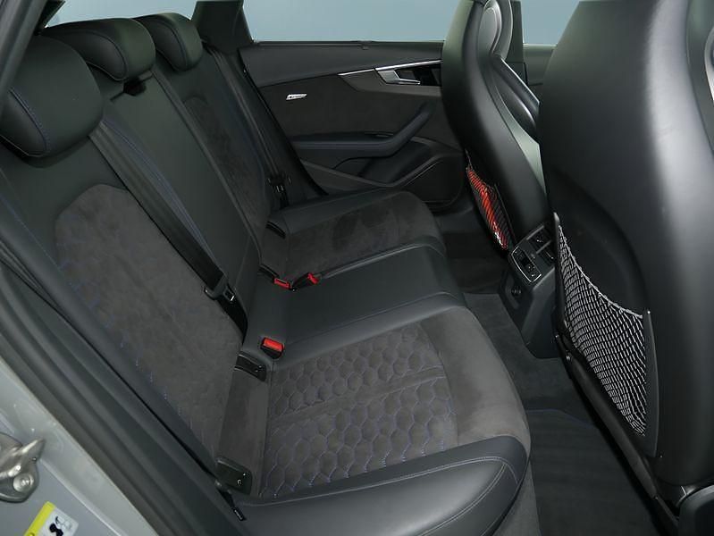 Gebraucht Audi RS4 450 PS (330 kW) 2021 Grau Kombi