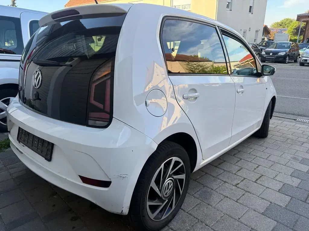 Używany VW up! Join 75 KM (55 kW) 2018 Biały Hatchback