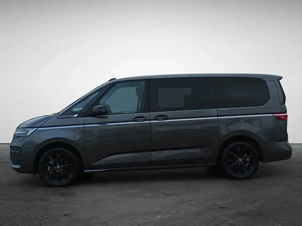 Neu VW Multivan Style 150 PS (110 kW) 2026 Grau (indiumgrau metallic) Van / Kleinbus