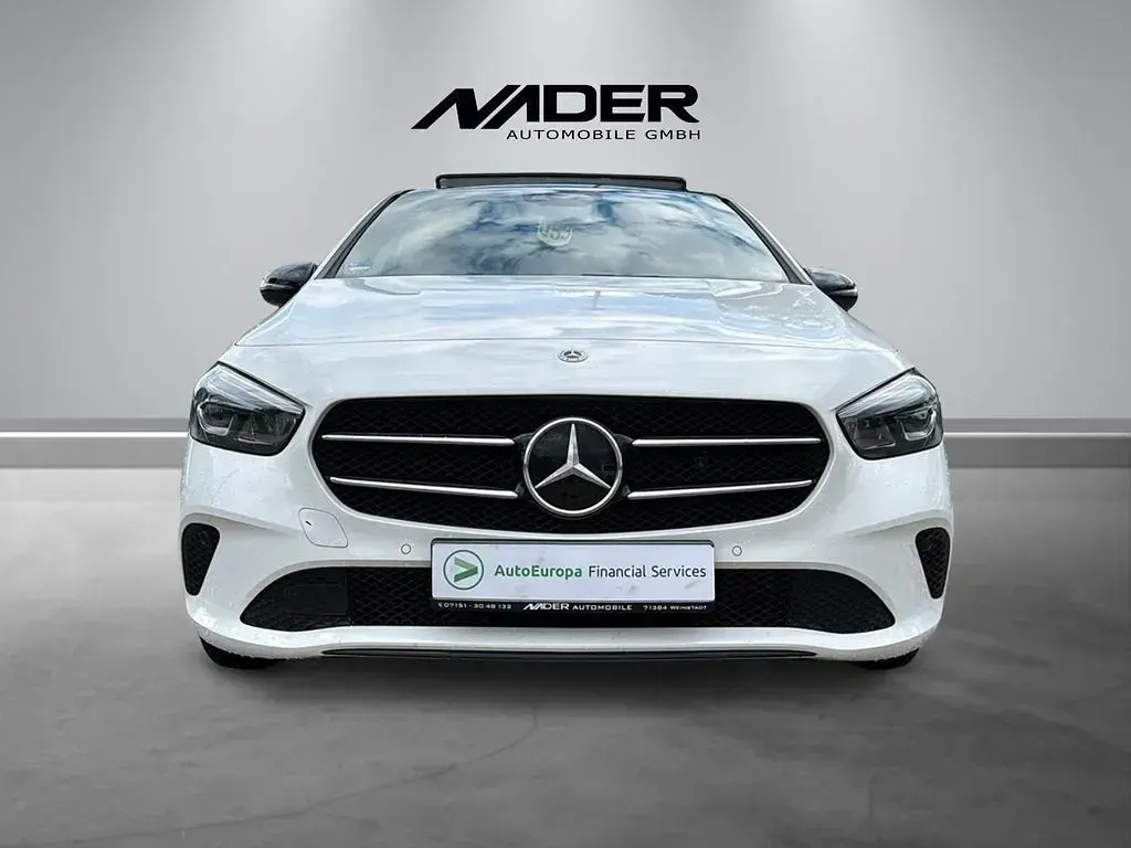 Gebraucht Mercedes B250 160 PS (117 kW) 2022 Weiß Kleinwagen