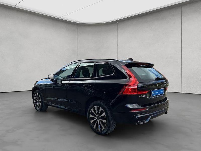 Gebraucht Volvo XC60 Plus 197 PS (144 kW) 2024 Schwarz SUV