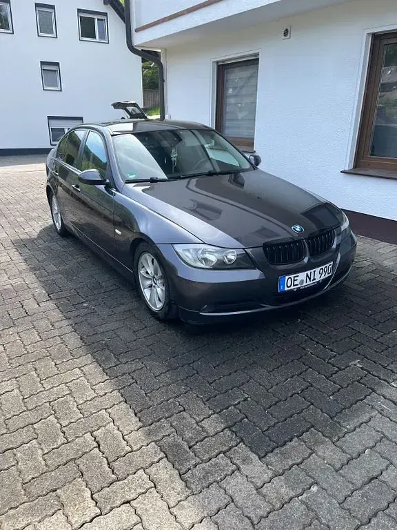 Brugt BMW 318 Performance 143 HK (105 kW) 2008 Grå Sedan