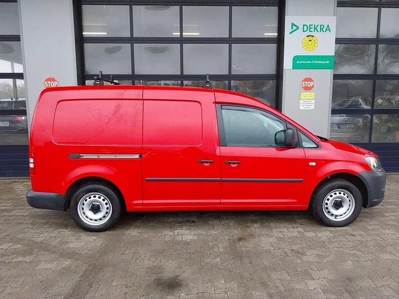 Gebraucht VW Caddy Maxi 102 PS (75 kW) 2013 Rot Van / Kleinbus
