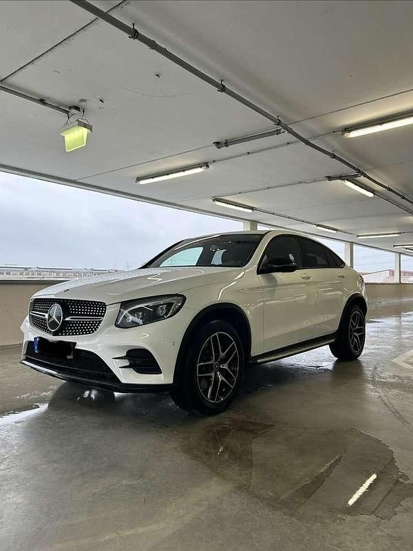 Gebraucht Mercedes GLC250 AMG line 211 PS (155 kW) 2017 Weiß Coupé