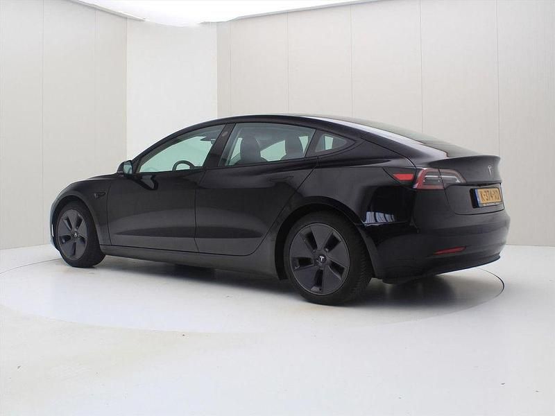 Gebraucht Tesla Model 3 Standard Range 225 kW (306 PS) 2021 Schwarz Limousine