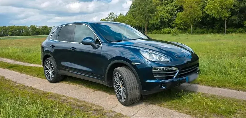 Gebraucht Porsche Cayenne 400 PS (294 kW) 2011 Blau SUV