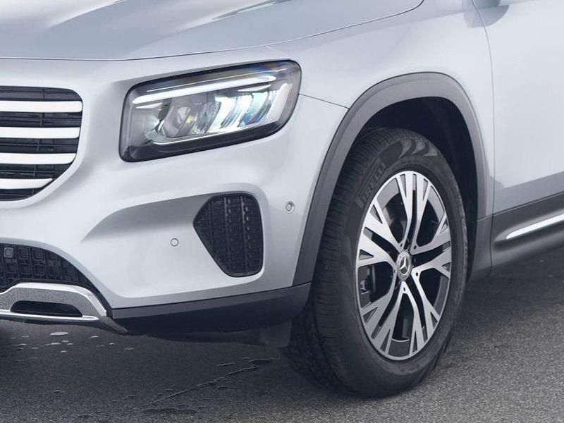 Gebraucht Mercedes GLB220 Progressive 190 PS (139 kW) 2025 Hightechsilber (metallic) SUV