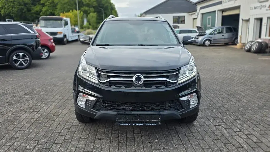 Usata SsangYong Korando 150 CV (110 kW) 2018 Nero SUV