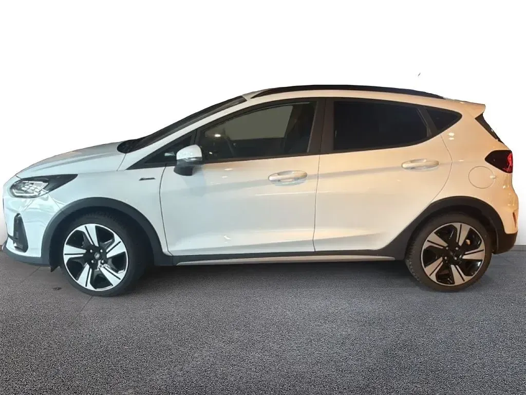 Gebraucht Ford Fiesta Active X 125 PS (91 kW) 2023 Frostweiß Kleinwagen