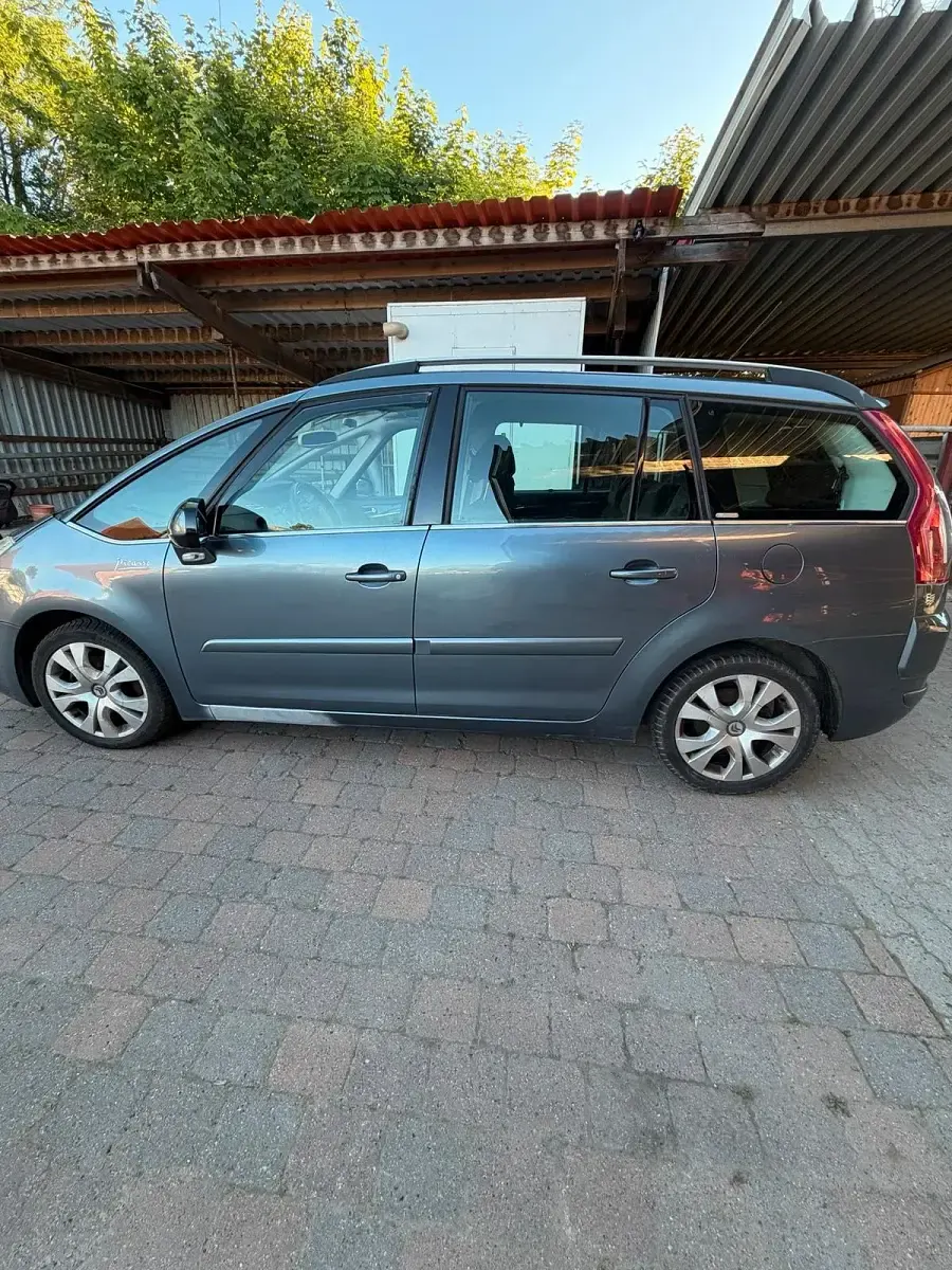 Used Citroën C4 136 HP (100 kW) 2006 Andere farben Minivan