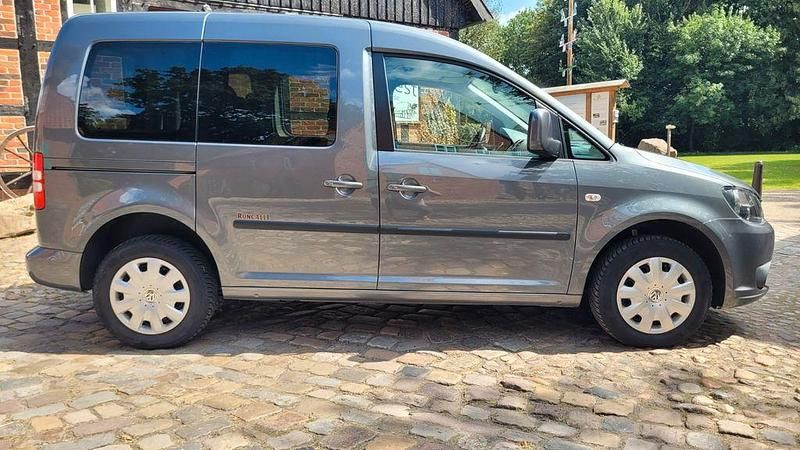 Grau Gebraucht 2012 VW Caddy Van / Kleinbus | 10.450 € (Etwas zu teuer) - Bild 1/4
