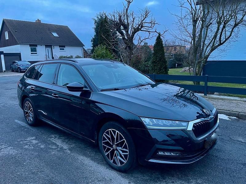 Gebraucht Skoda Octavia Style 116 PS (85 kW) 2023 Schwarz Kombi