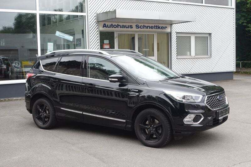 Gebraucht Ford Kuga Vignale 175 PS (128 kW) 2019 Iridiumschwarz metallic SUV