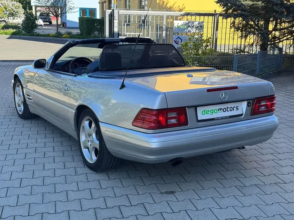 Gebraucht Mercedes SL320 224 PS (164 kW) 1998 Silber Cabrio