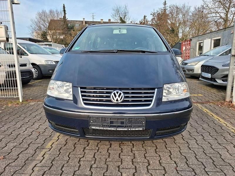 Blau Gebraucht 2009 VW Sharan Comfortline Van / Kleinbus | 3.690 € (Guter Preis) - Bild 1/4