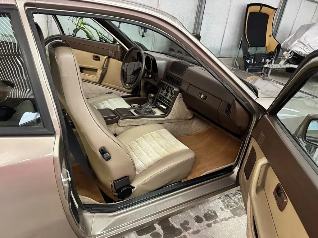 Gebraucht Porsche 944 163 PS (119 kW) 1983 Gold Coupé