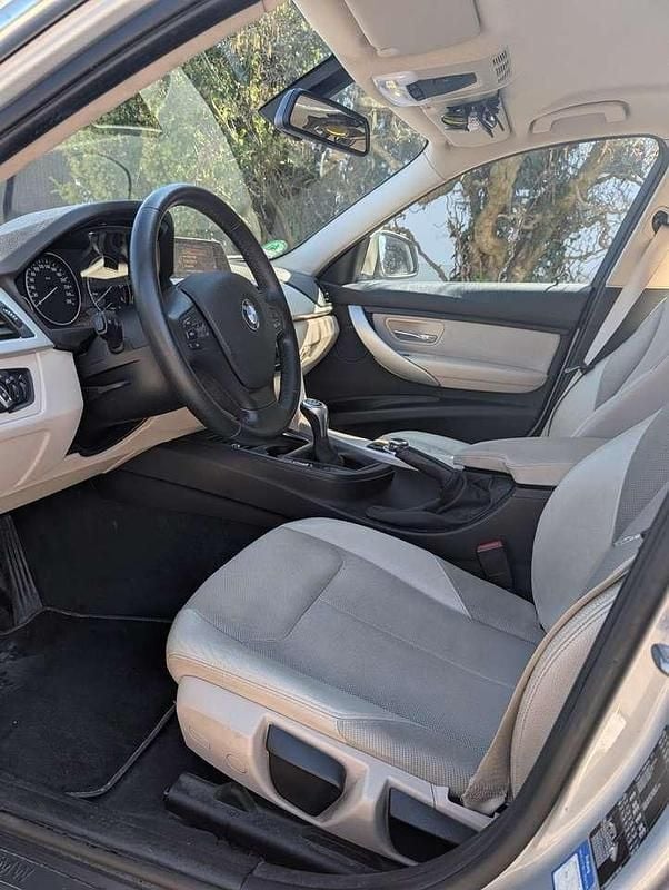 Second-hand BMW 320 190 CP (139 kW) 2016 Argintiu Break
