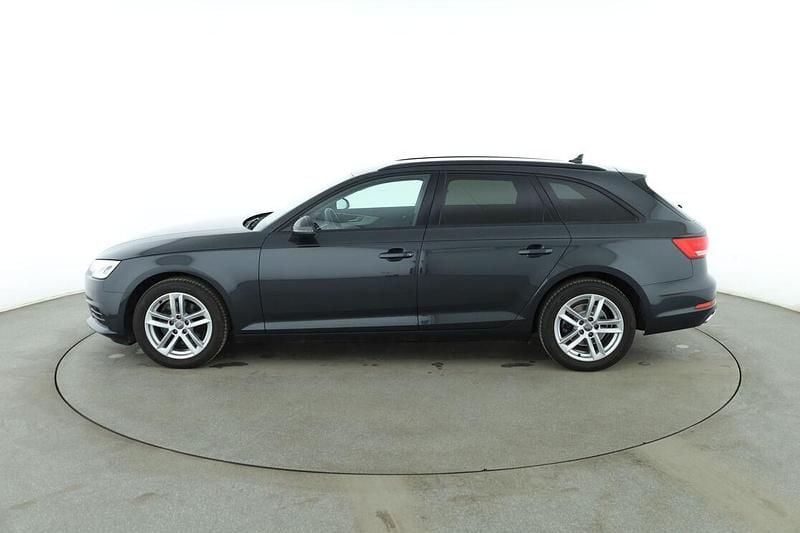 Gebraucht Audi A4 2019 Grau Kombi