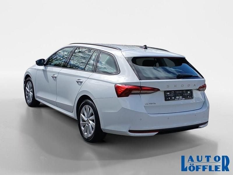 Gebraucht Skoda Octavia Selection 150 PS (110 kW) 2024 Weiß Limousine