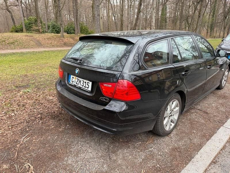 Gebraucht BMW 316 Exclusive 116 PS (85 kW) 2011 Kombi
