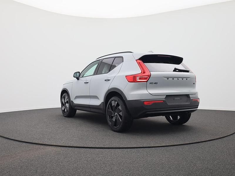 Ny Volvo XC40 Plus 2026 Sort SUV