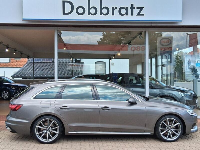 Grau Gebraucht 2021 Audi A4 Advanced Kombi | 24.490 € (Fairer Preis) - Bild 1/4
